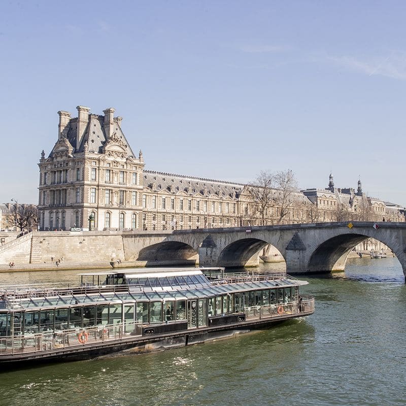 ducasse-sur-seine-bateau-mobile